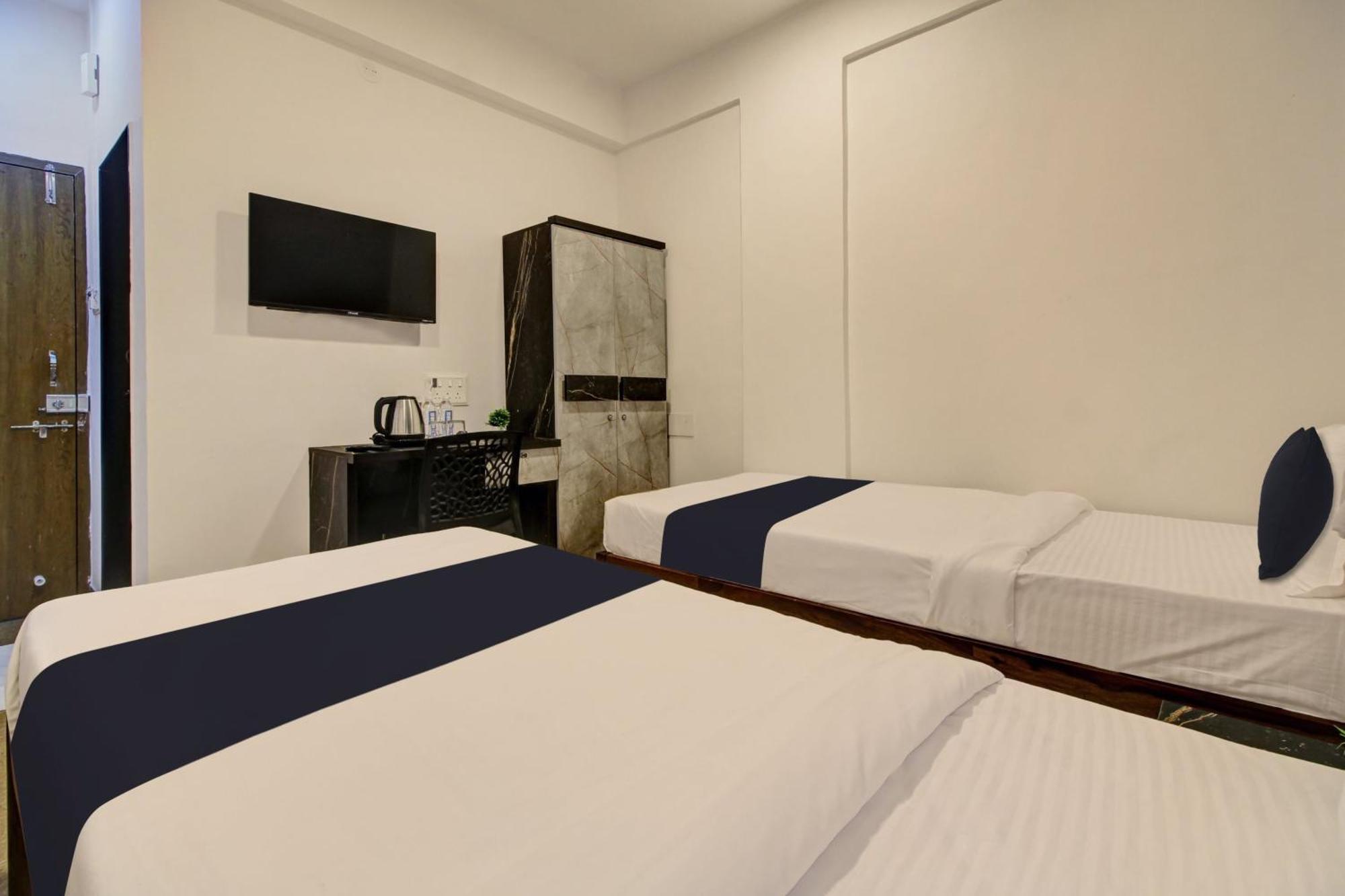 Super Collection O Grey House Hotell Pune Eksteriør bilde